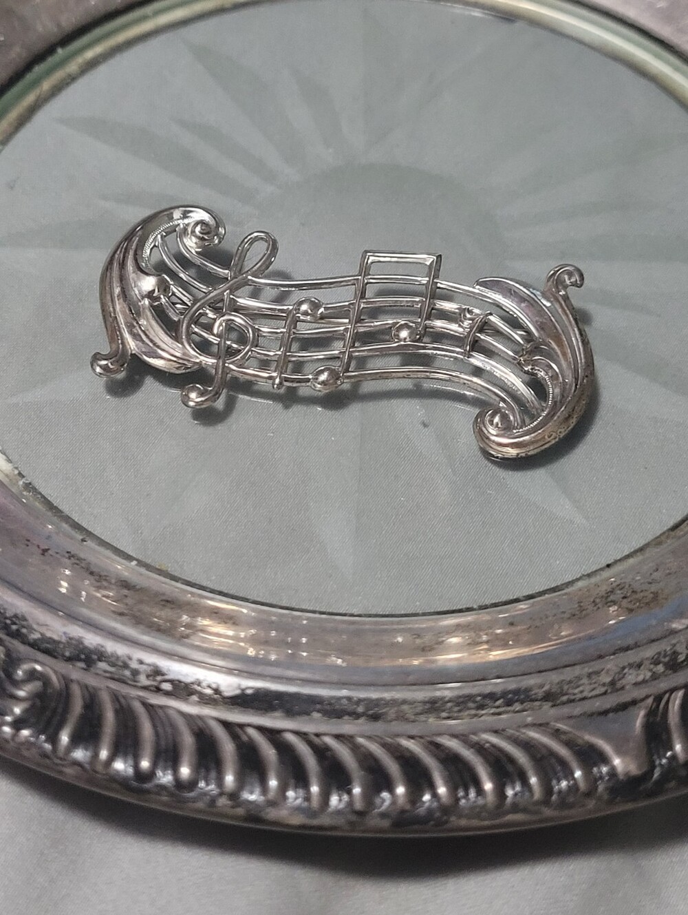 Large Sterling Silver Musical Notes Brooch - Treble Clef Design